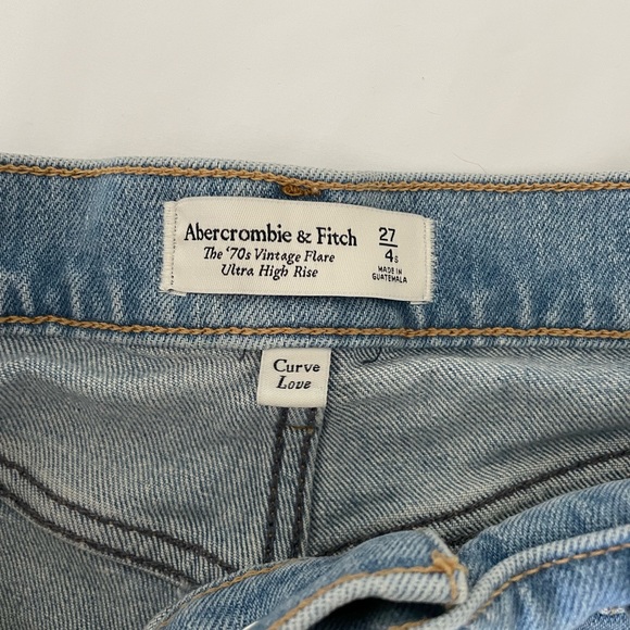 Ultra High Rise Vintage Flare Jean - 27S - Picture 4 of 6